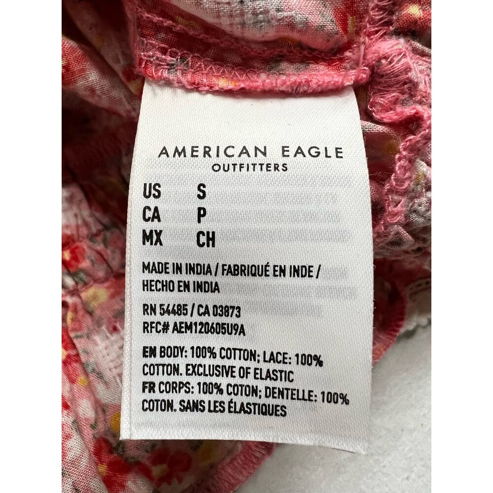 American Eagle Floral Top Shirt SMALL Long Sleeve Smocking Lace Detail - Picture 9 of 9